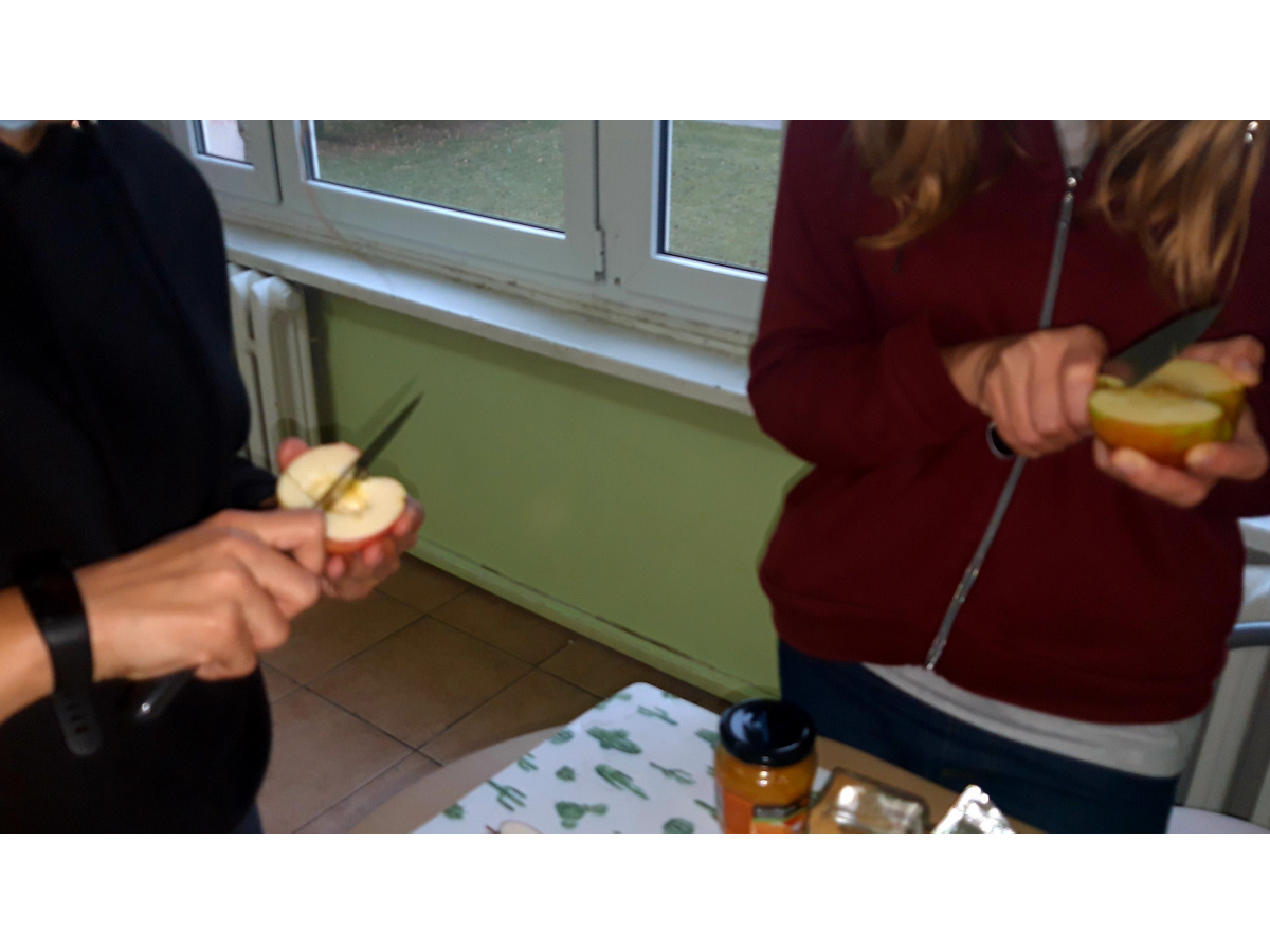 PIECZONE JABŁKA