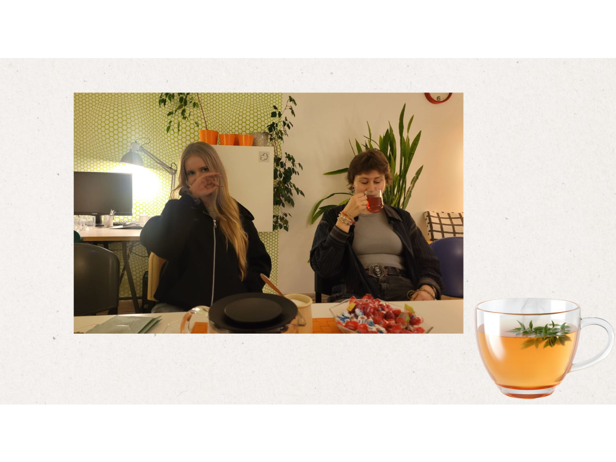 SPOTKANIE PRZY HERBATCE