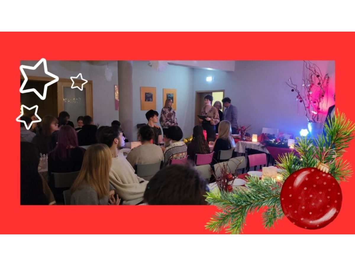 ŚWIĄTECZNA KOLACJA