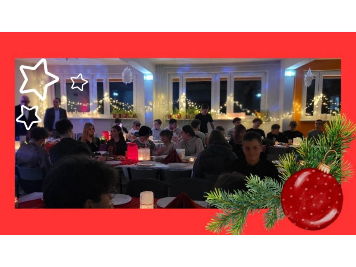 ŚWIĄTECZNA KOLACJA