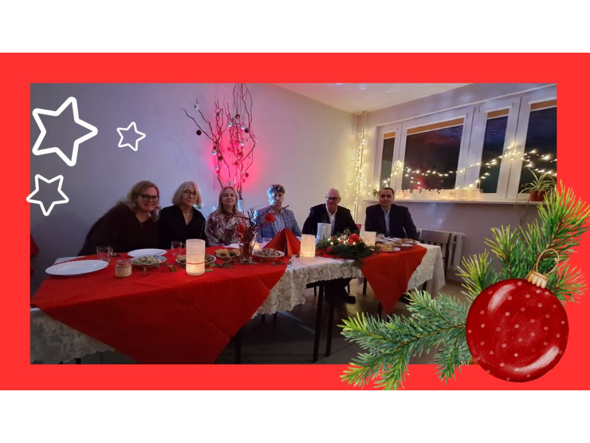 ŚWIĄTECZNA KOLACJA